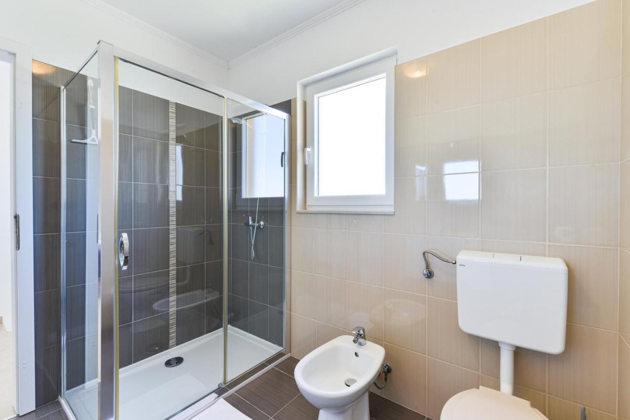 Apartments By The Sea Nin, Zadar - 13172 Εξωτερικό φωτογραφία