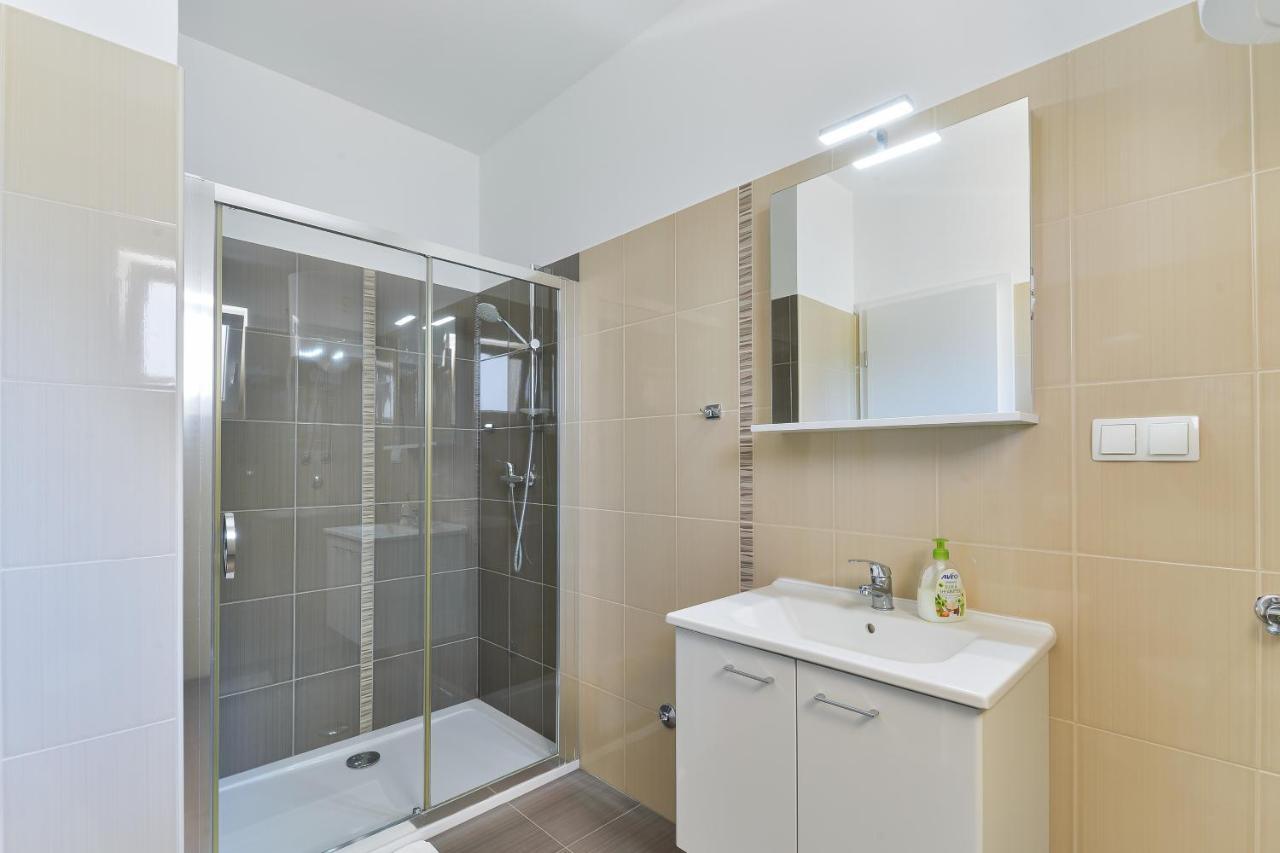 Apartments By The Sea Nin, Zadar - 13172 Εξωτερικό φωτογραφία
