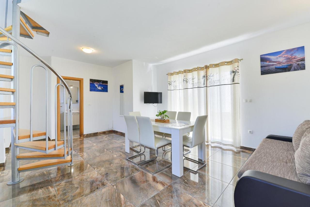Apartments By The Sea Nin, Zadar - 13172 Εξωτερικό φωτογραφία