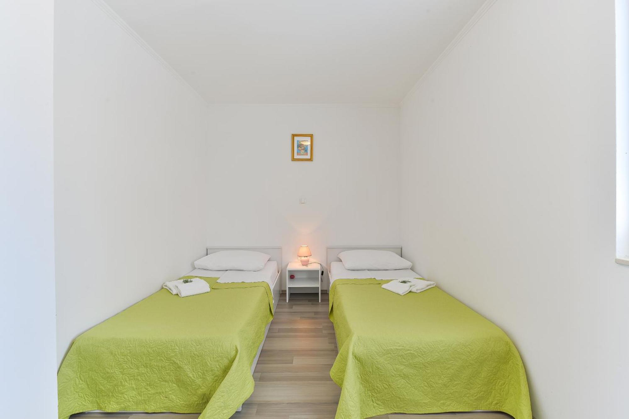 Apartments By The Sea Nin, Zadar - 13172 Δωμάτιο φωτογραφία